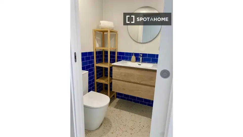 Room in Ametllers - Poble-Sec
