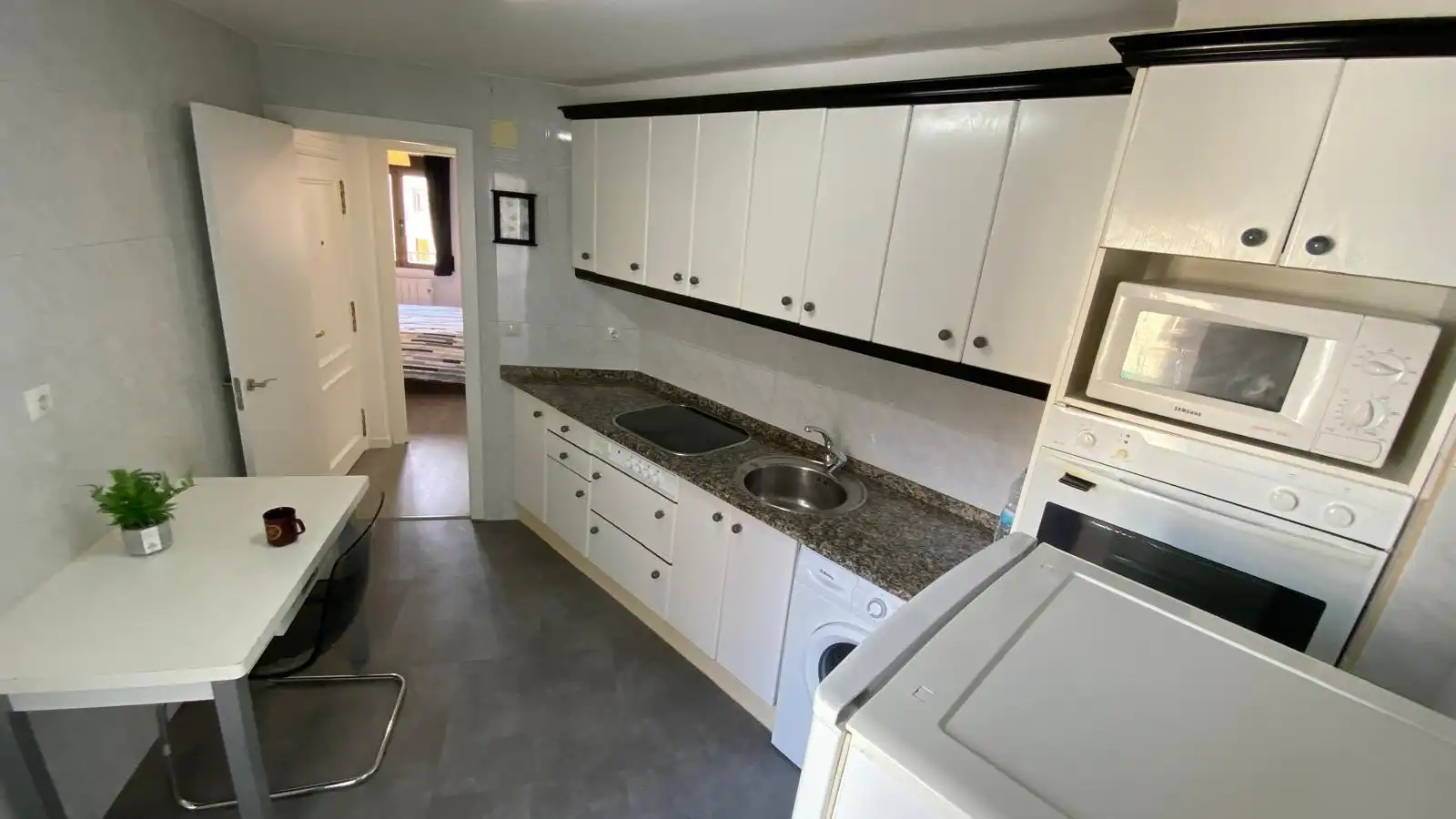 Kitchen of Flat for sale in Zaragoza  with Air Conditioner, Heating and Terrace