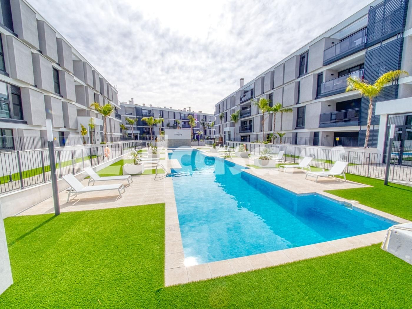 Außenansicht von Wohnung miete in Sant Joan d'Alacant mit Klimaanlage, Parkett und Terrasse