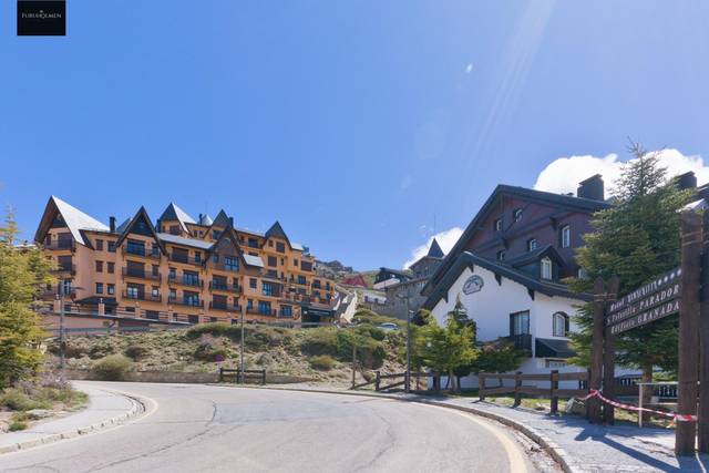 Apartamento en Venta en Urbanizacion de Sol y Nieve en Zona alta