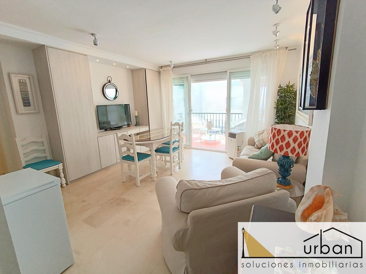 Living room of Flat for sale in Chipiona  with Terrace and Swimming Pool