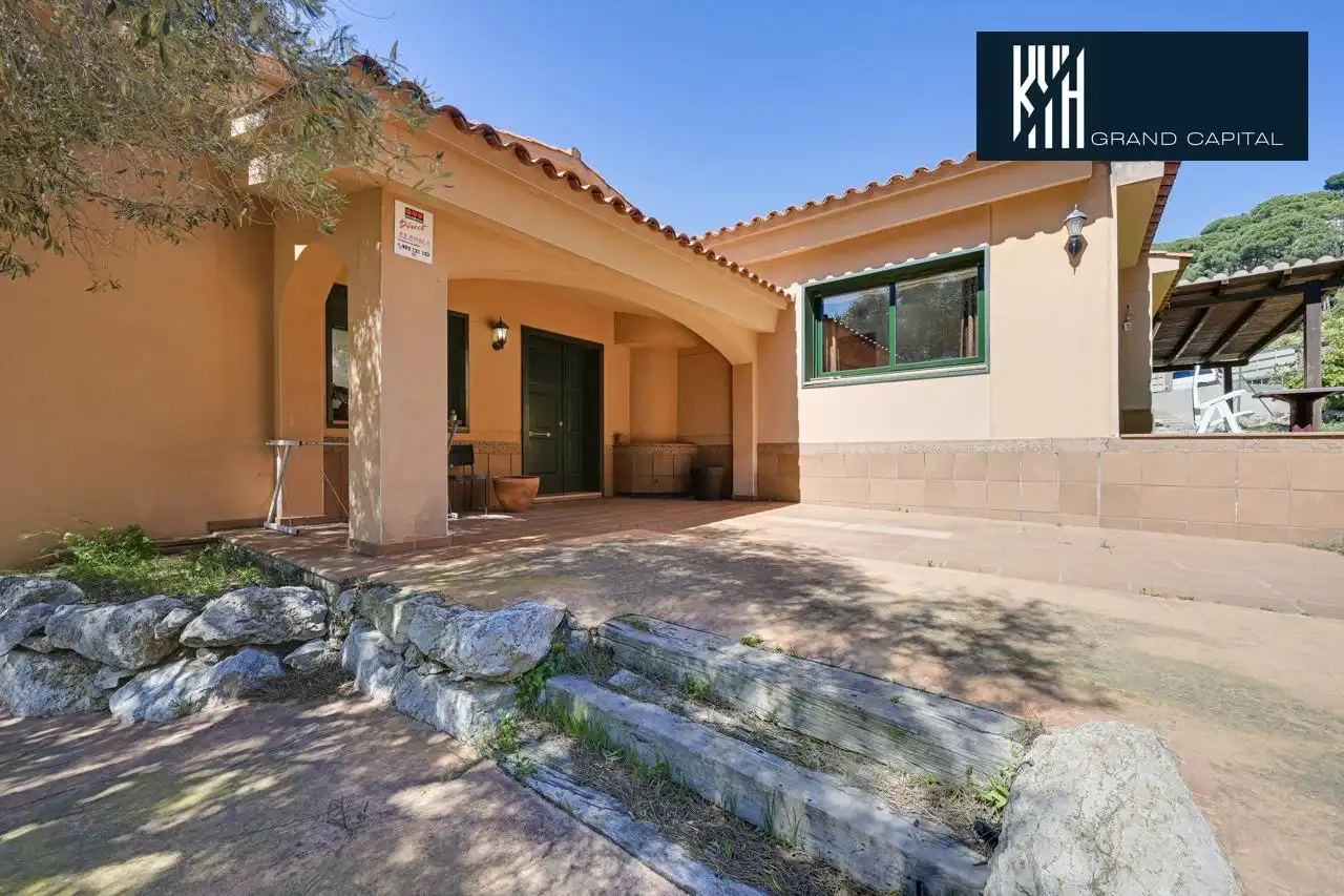 Casa con terrazza in vendita a Carrer Carrer Xaloc, imagen 4