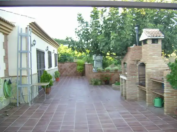 Casa rustica con piscina in vendita a Iznate, imagen 3