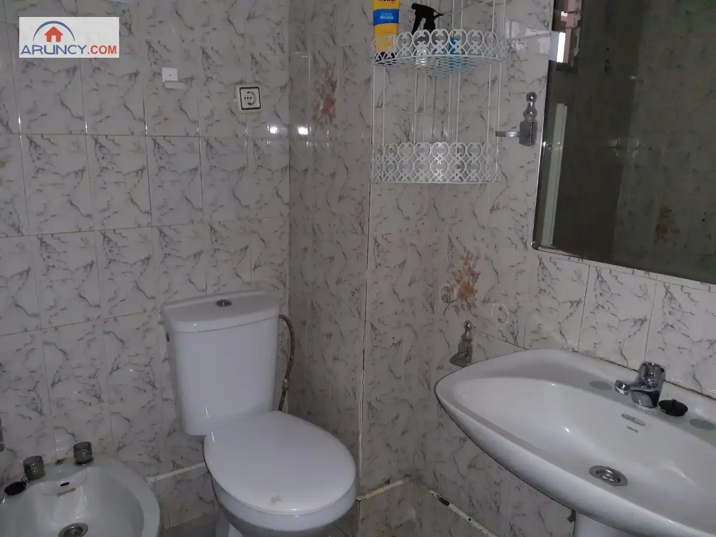 Badezimmer von Wohnung zum Verkauf in Sevilla