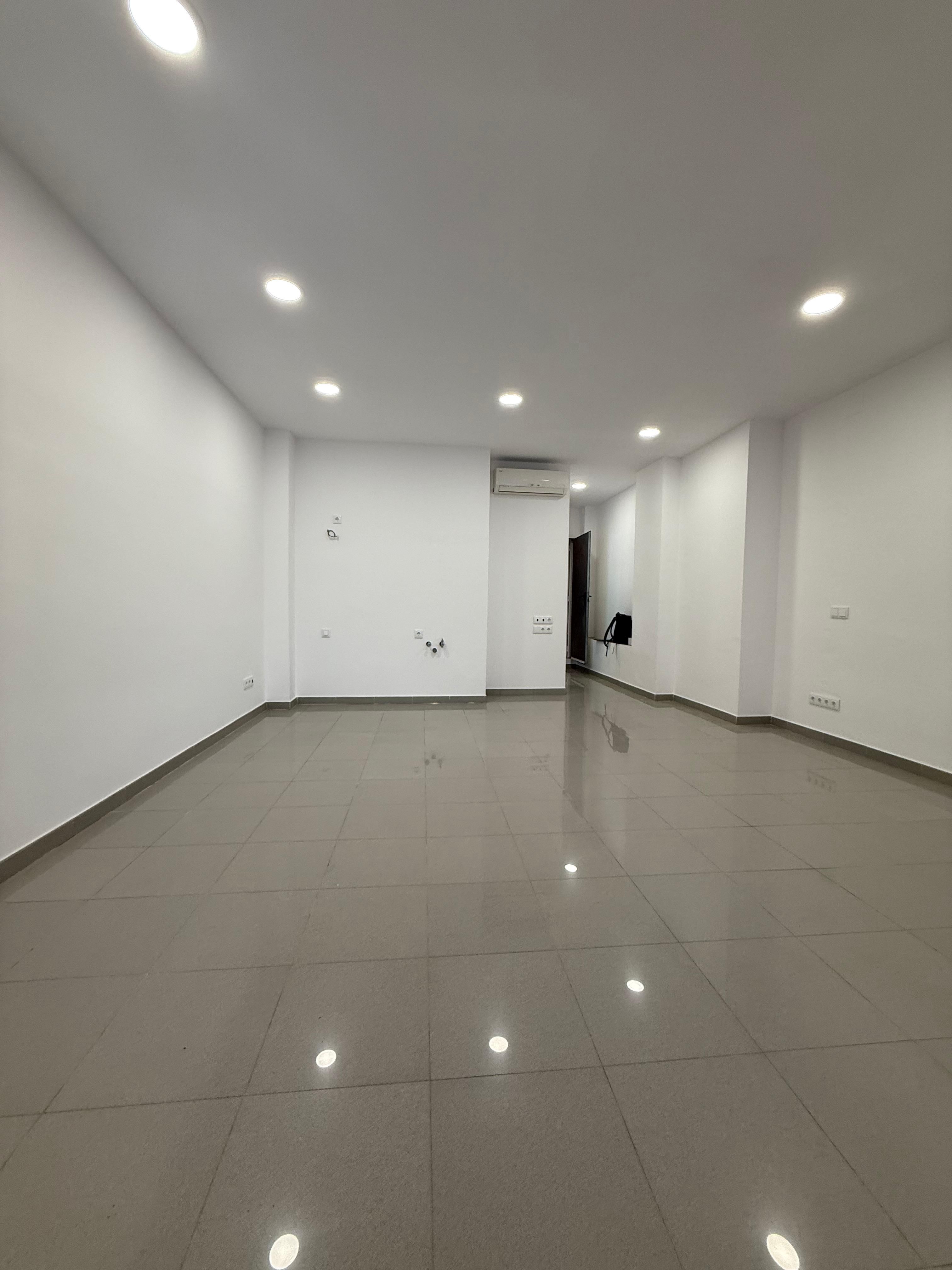 Local en venda en Badalona