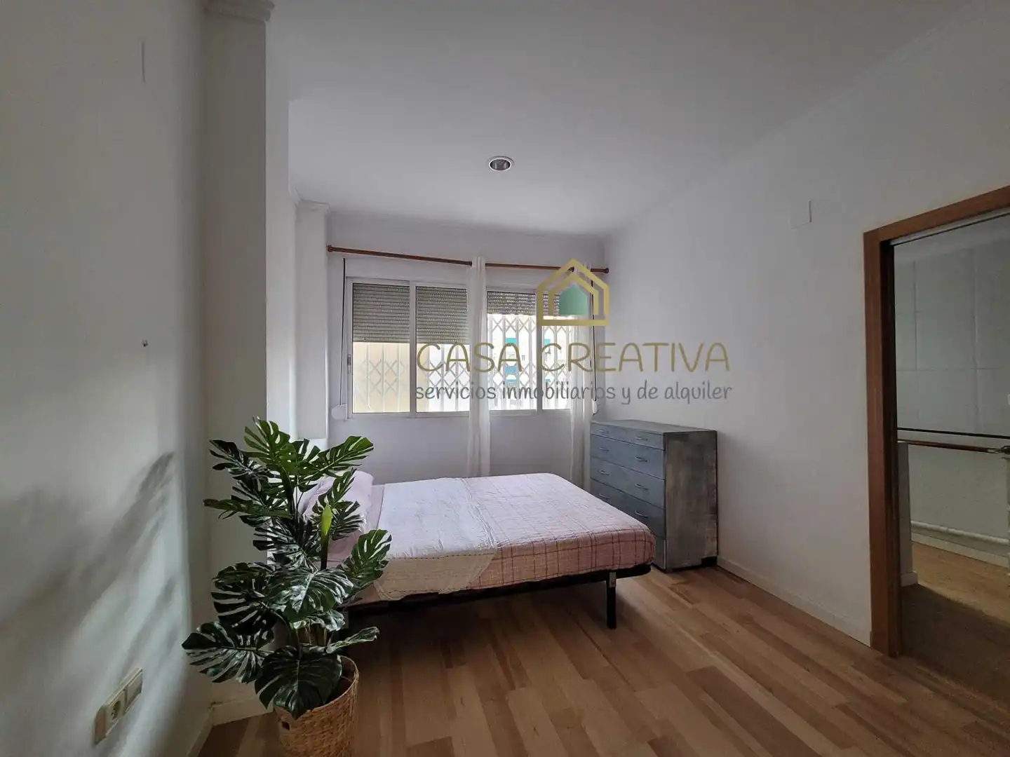 Schlafzimmer von Wohnung zum Verkauf in Valencia mit Klimaanlage, Heizung und Möbliert