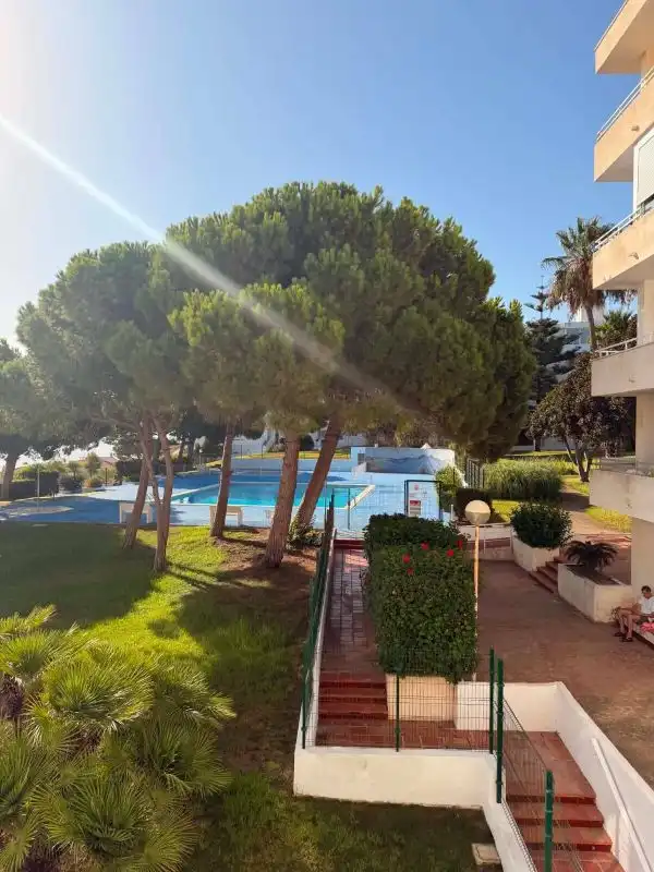 Apartament amb piscina en venda a AVENIDA ESCANDINAVIA N37, imagen 2