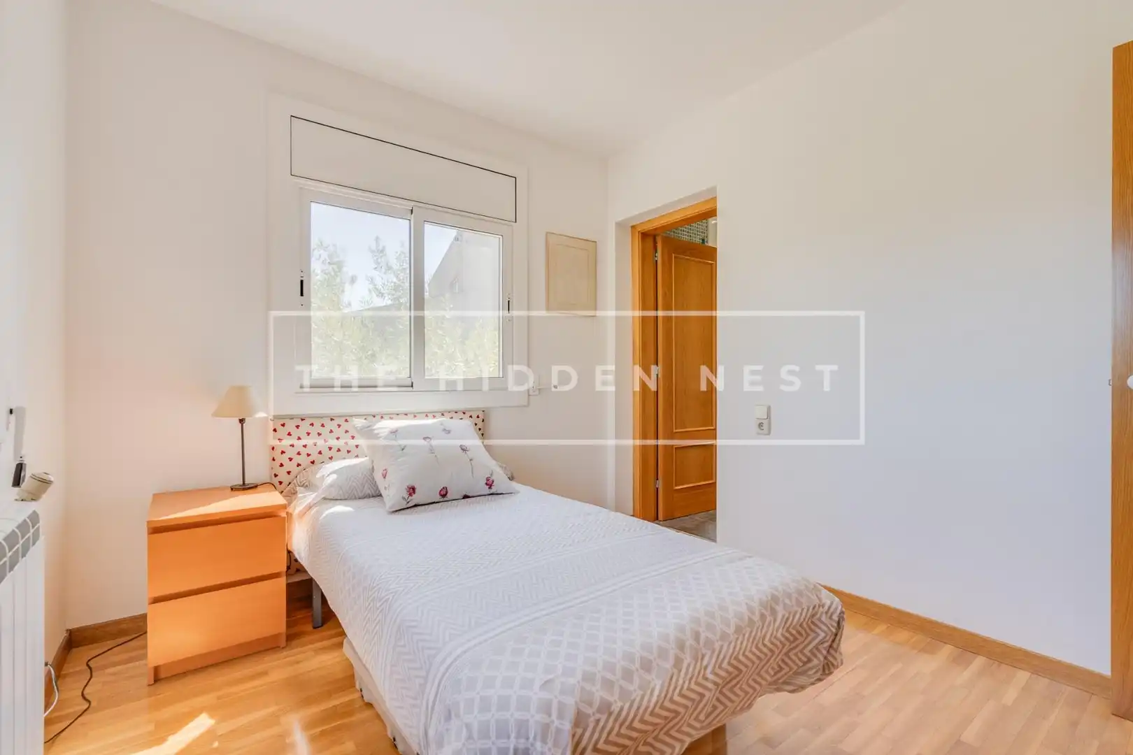 Dormitori de Casa o xalet en venda en Castellar del Vallès amb Calefacció, Parquet i Terrassa