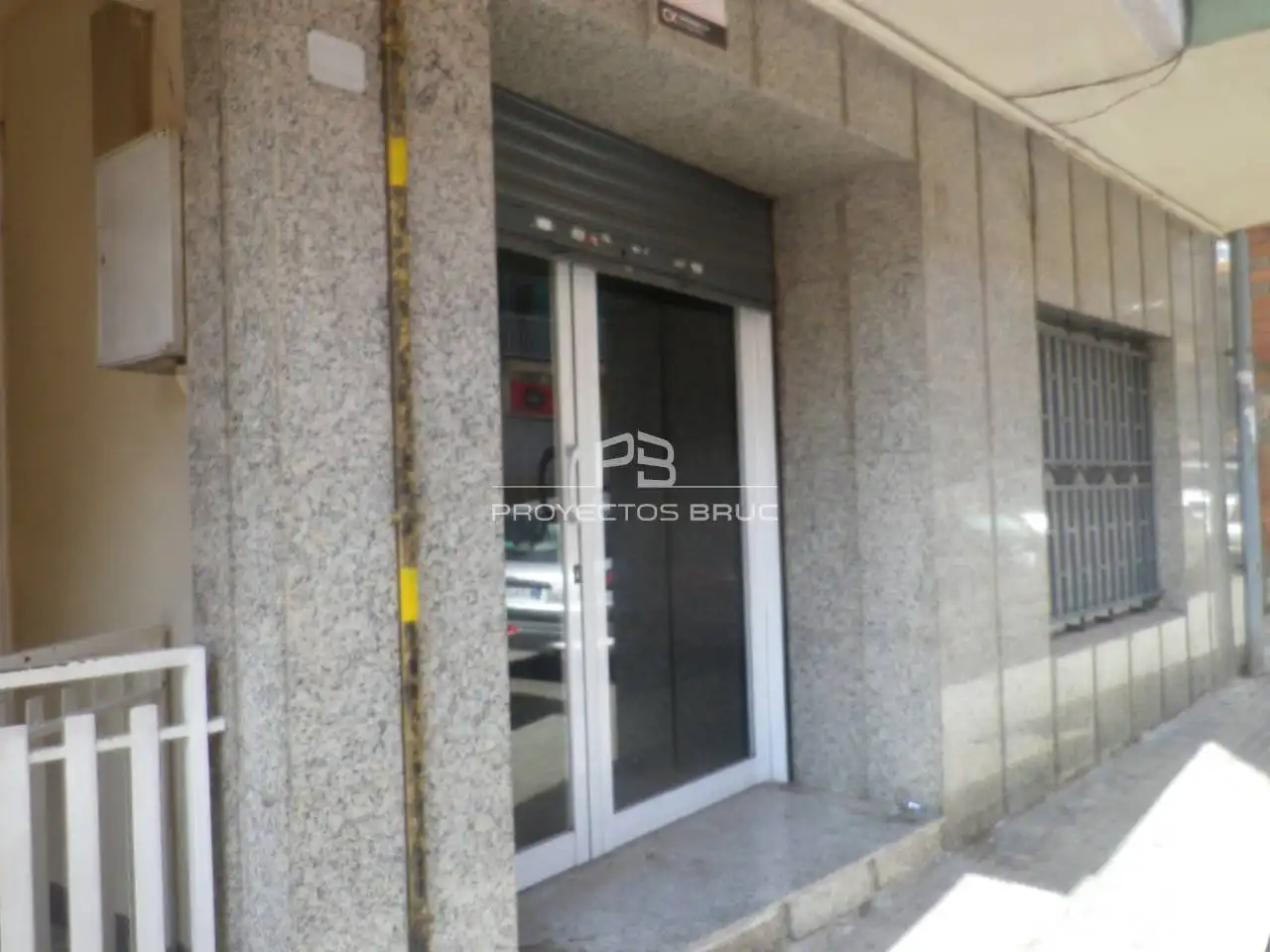 Local comercial en venda a Calle Camí Ral, imagen 2