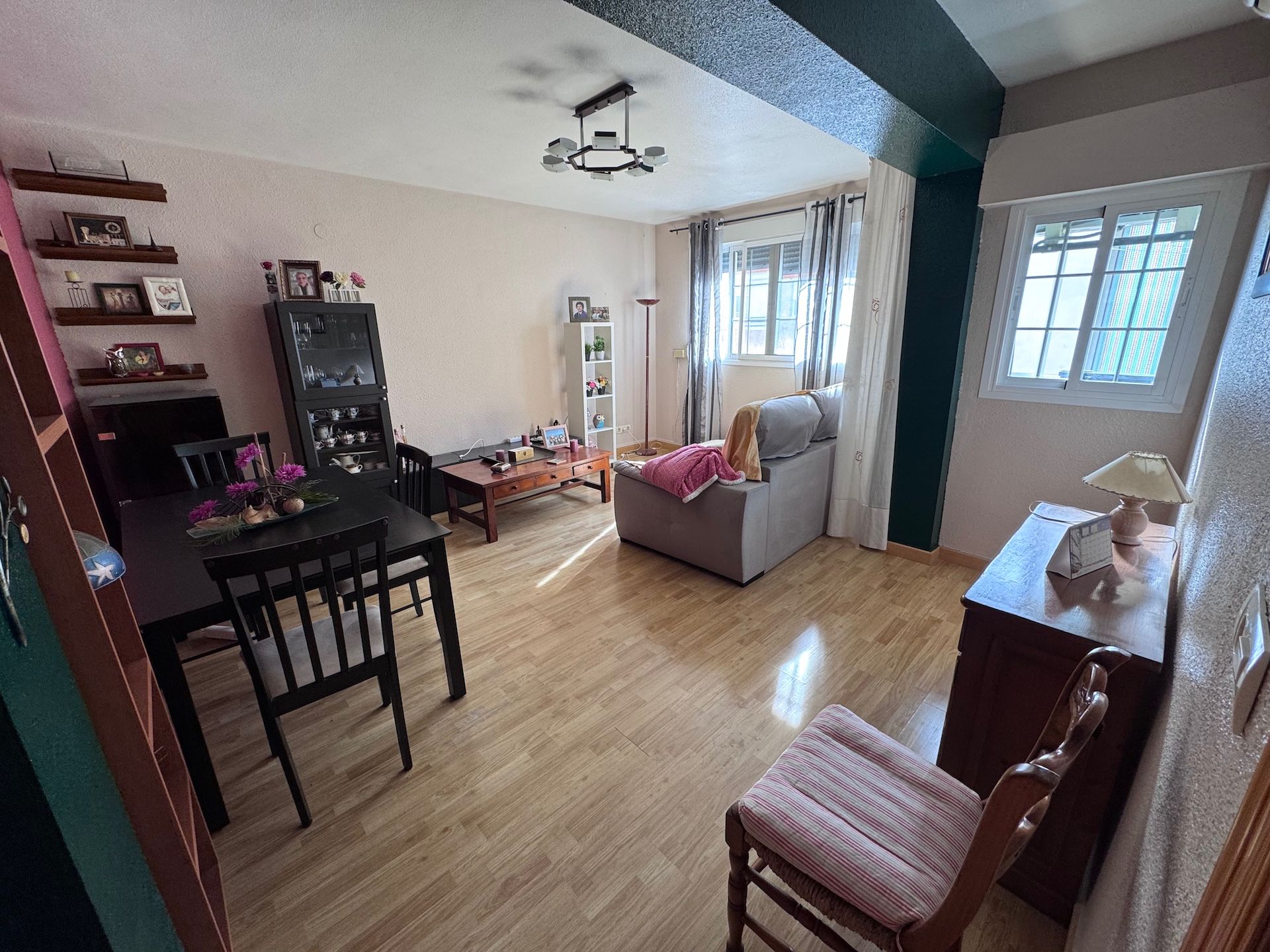Sala de estar de Piso en venta en Villena con Aire acondicionado y Balcón