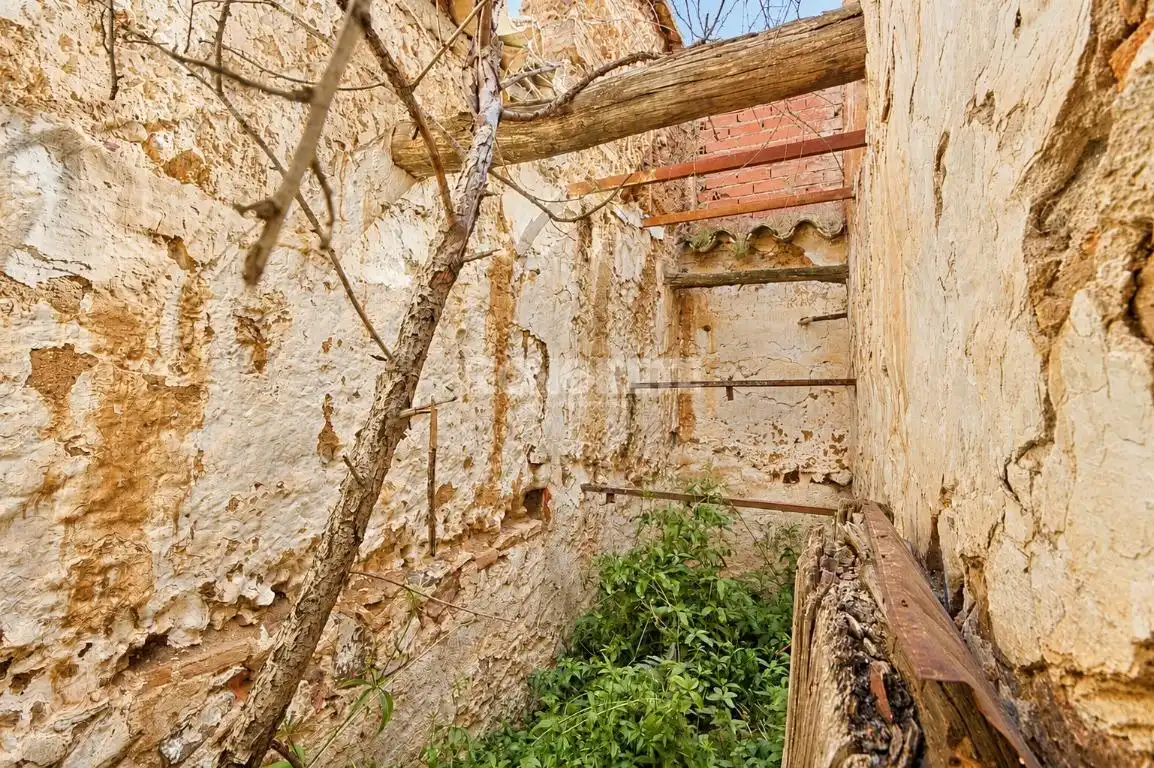 Vista exterior de Casa adosada en venta en Los Yébenes con Jardín privado