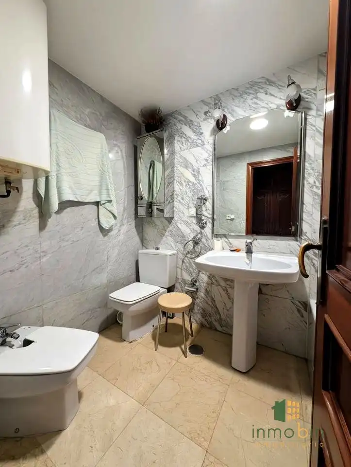 Badezimmer von Maisonette zum Verkauf in Don Benito mit Balkon