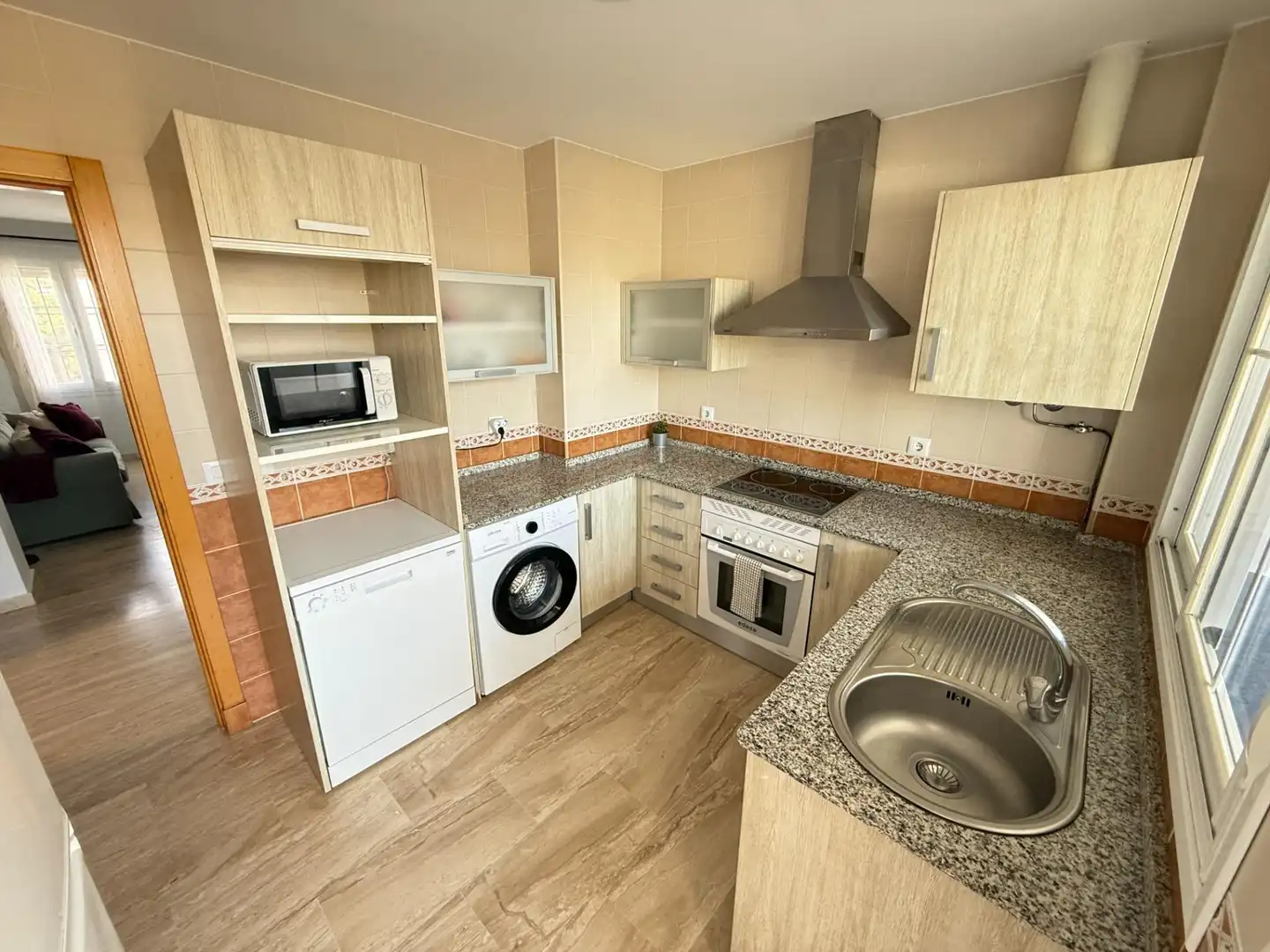 Apartment with pool for sale in La Barrosa, imagen 7