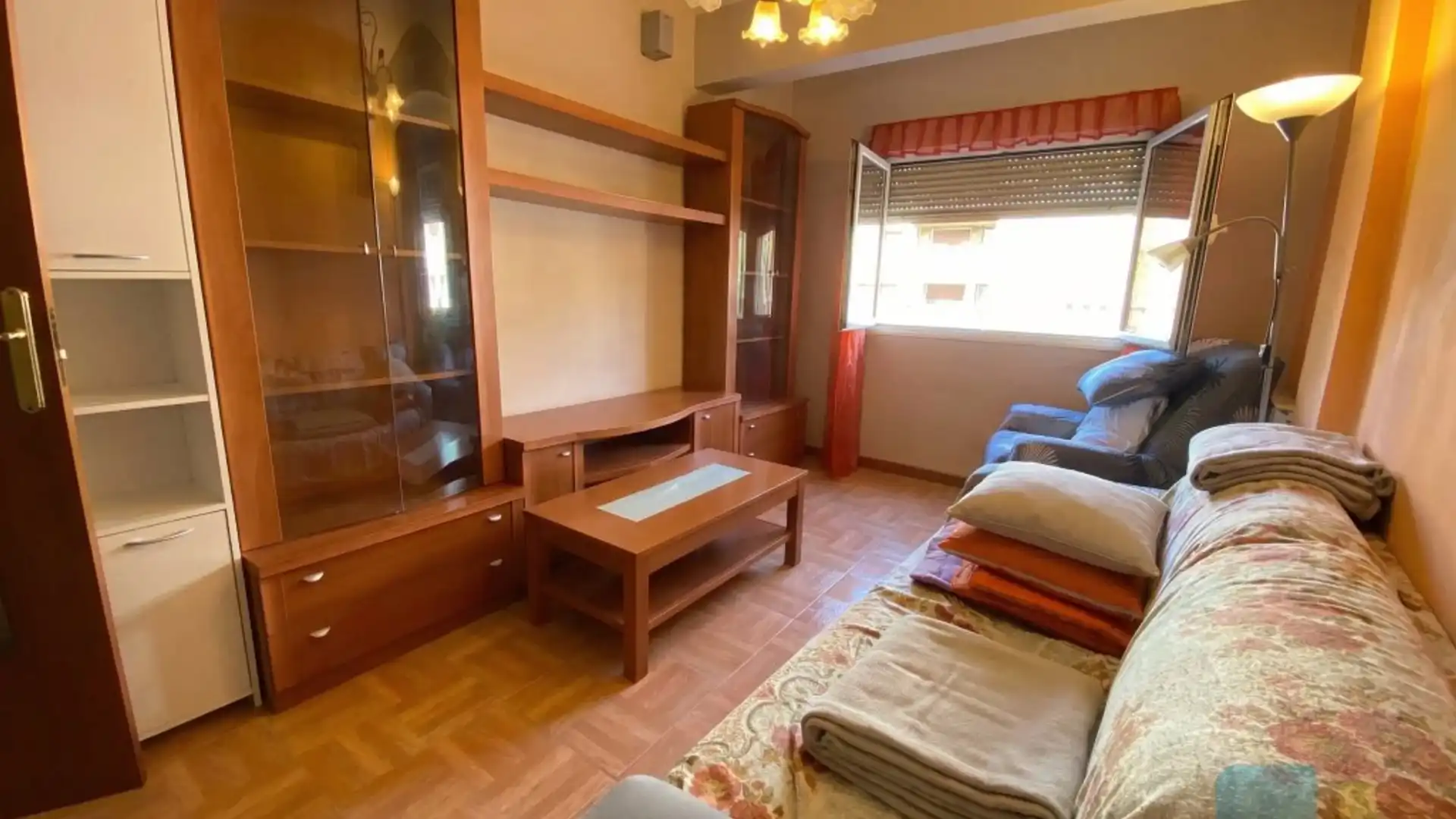 Sala de estar de Piso en venta en Donostia - San Sebastián  con Balcón