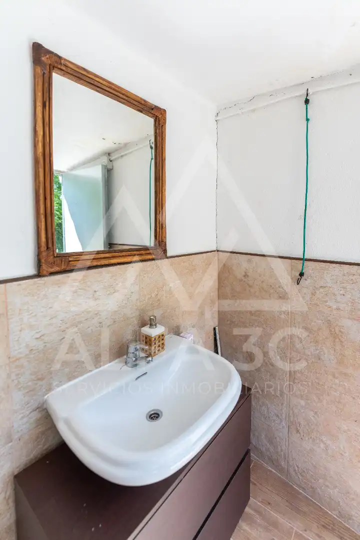 Bany de Casa adosada en venda en Pedrezuela amb Jardí privat, Terrassa i Traster