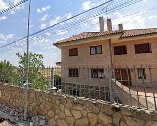 Vista exterior de Casa o xalet en venda en Algete amb Aire condicionat, Calefacció i Jardí privat