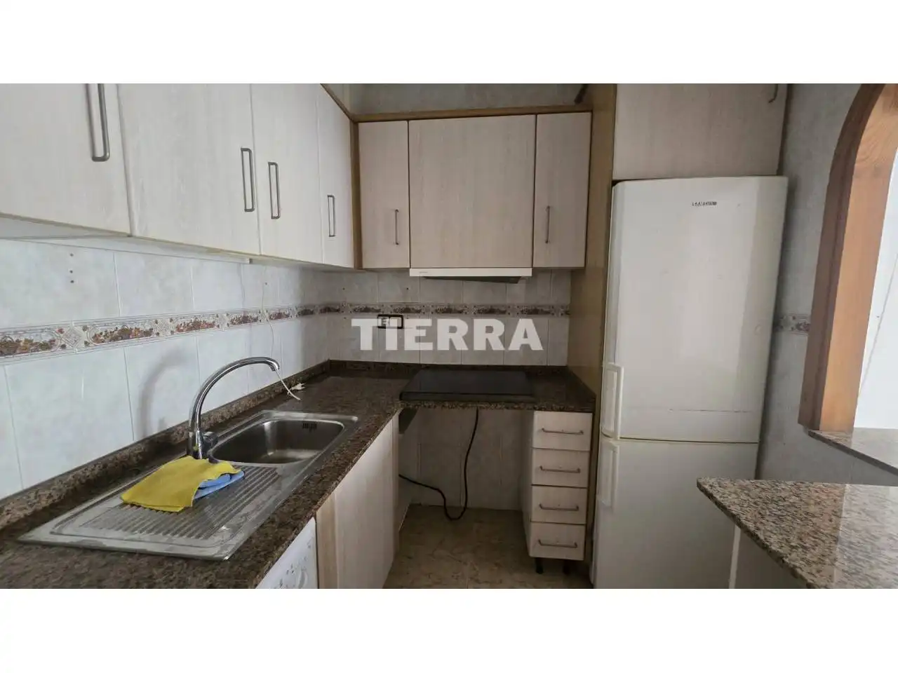 Flat with terrace for sale in Calle almudena, imagen 9