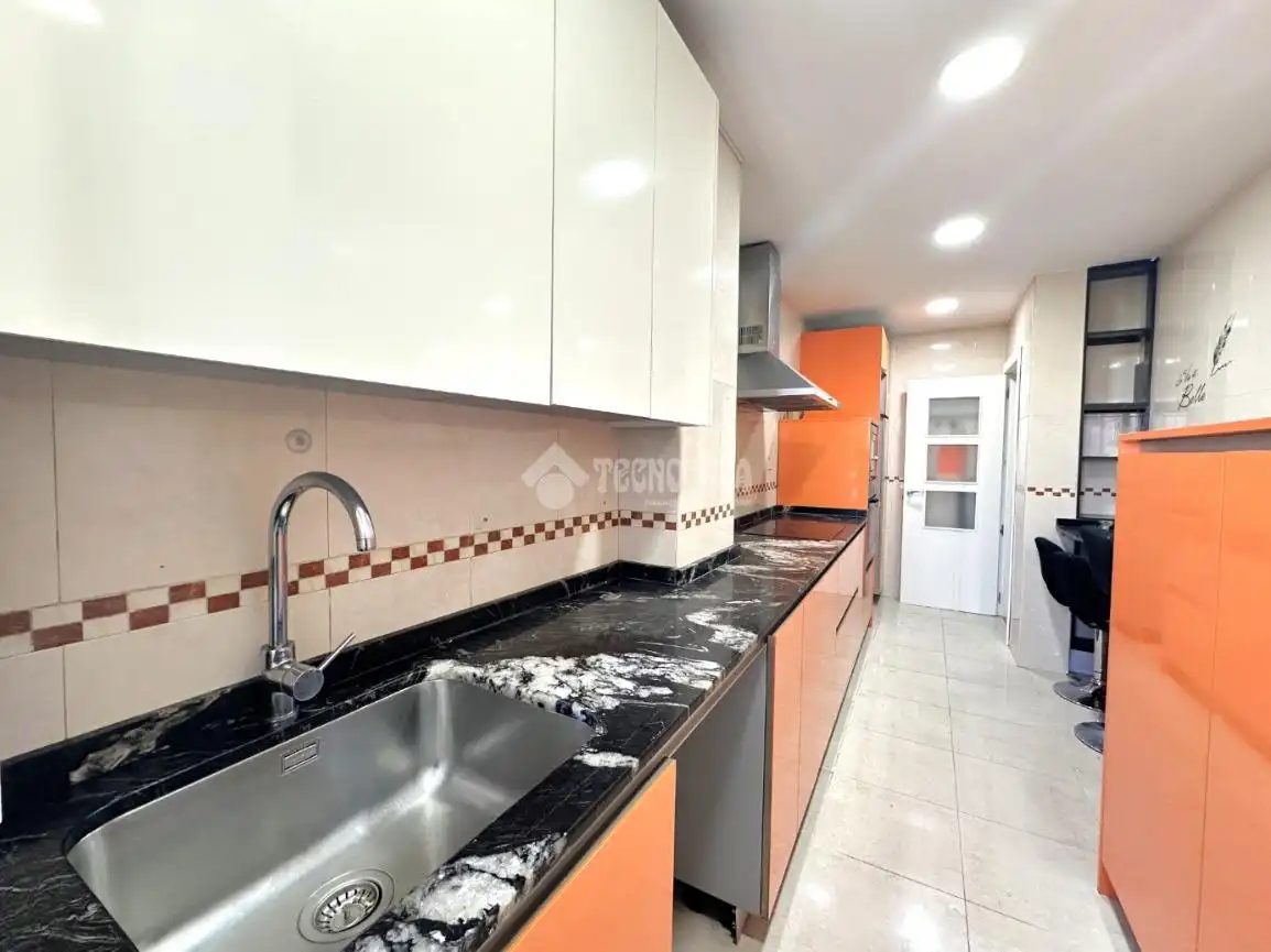 Cocina de Piso en venta en Móstoles con Calefacción y Terraza