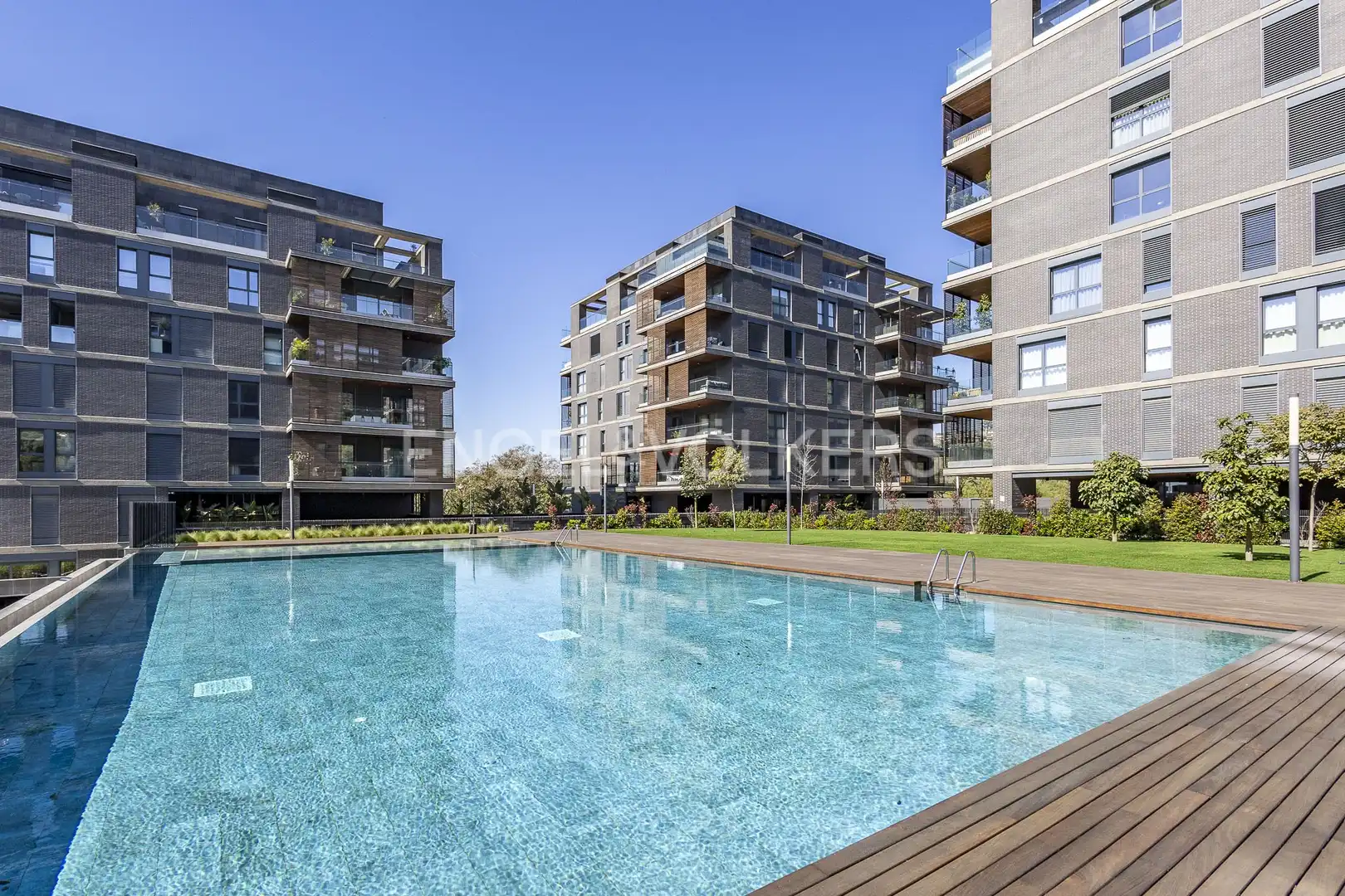 Piscina de Àtic en venda en Esplugues de Llobregat amb Aire condicionat, Calefacció i Terrassa