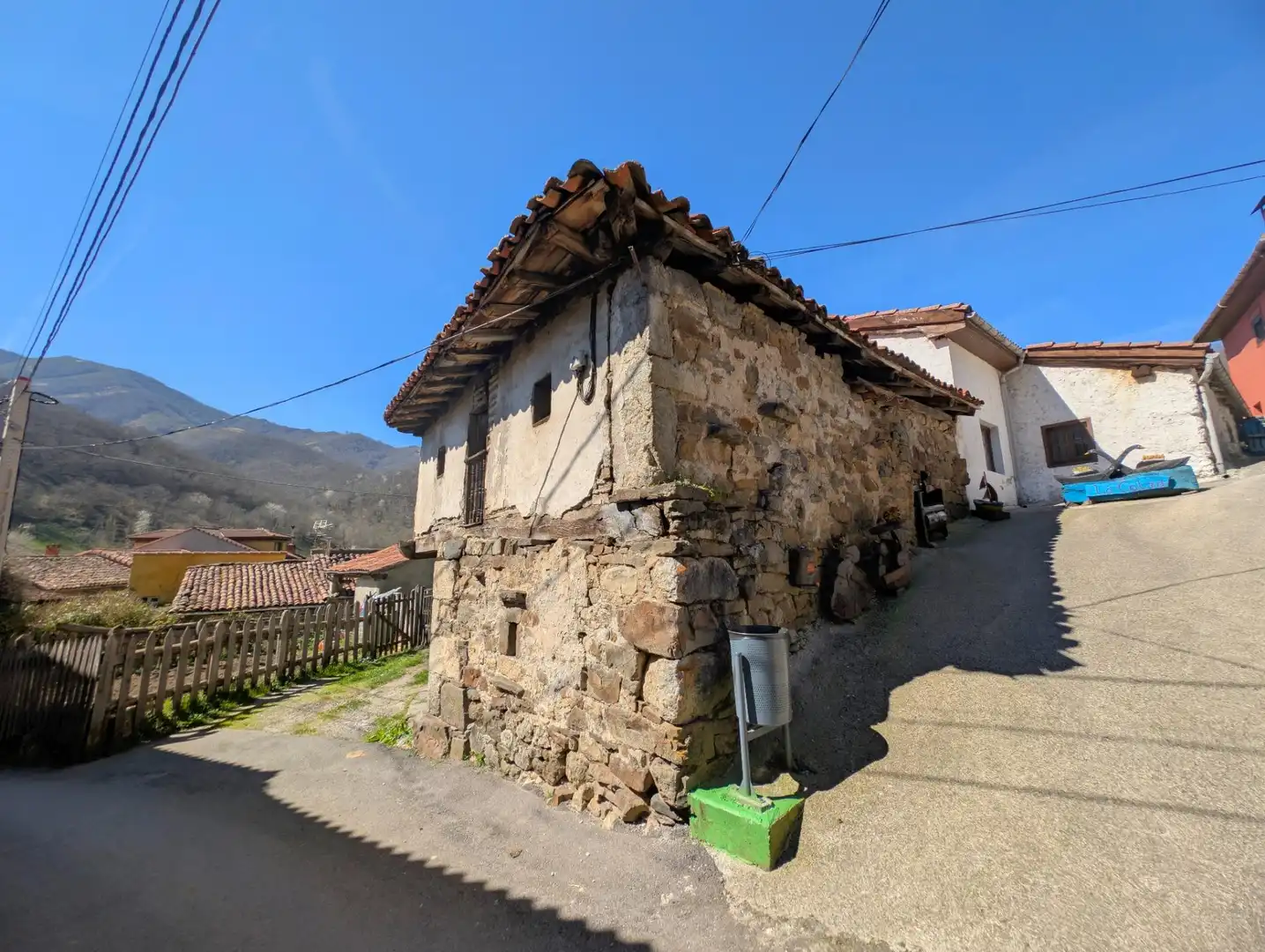 Exterior view of Houses for sale in Aller  with Terrace
