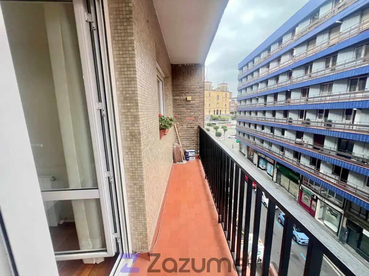 Terrasse von Wohnung zur Miete in Bilbao  mit Heizung, Terrasse und Möbliert