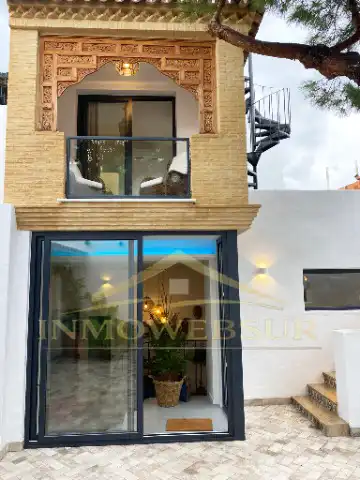 Casa amb terrassa en venda a Calle Rodrigo Diaz de Vivar "El Cid"