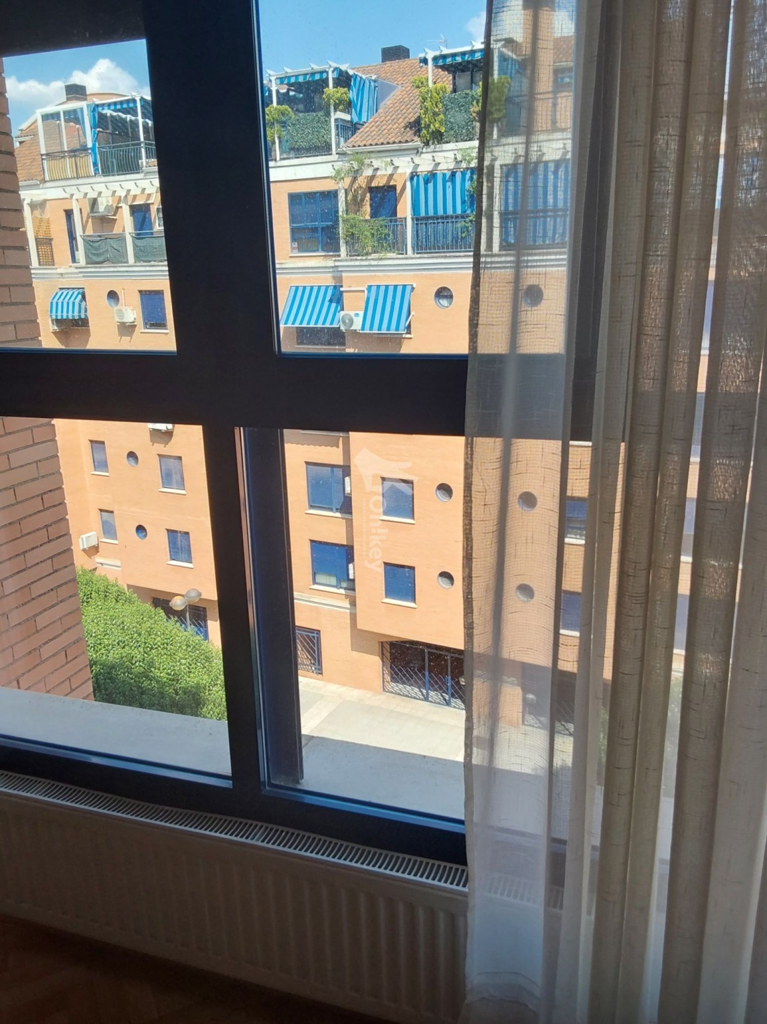 Vista exterior de Pis en venda en Getafe amb Calefacció