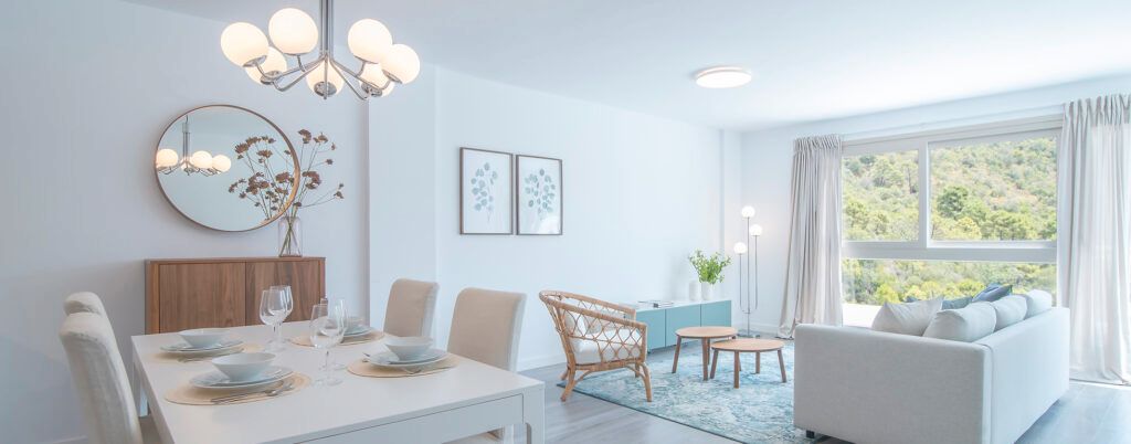 Sala de estar de Apartamento en venta en Benahavís con Aire acondicionado, Calefacción y Jardín privado