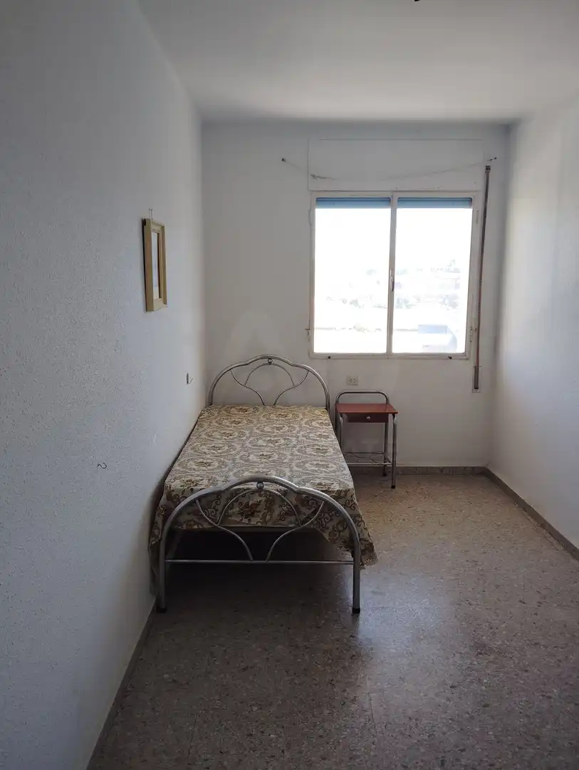 Bedroom of Flat for sale in Casco Urbano