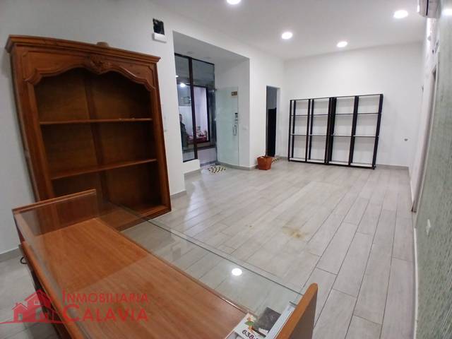 Local comercial en Alquiler en Baeza