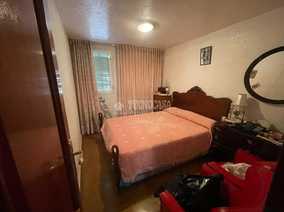 Schlafzimmer von Wohnung zum Verkauf in Madrid