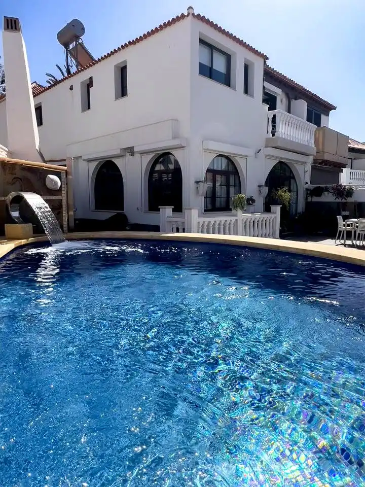 Casa amb piscina en venda a Santiago Puig, imagen 34