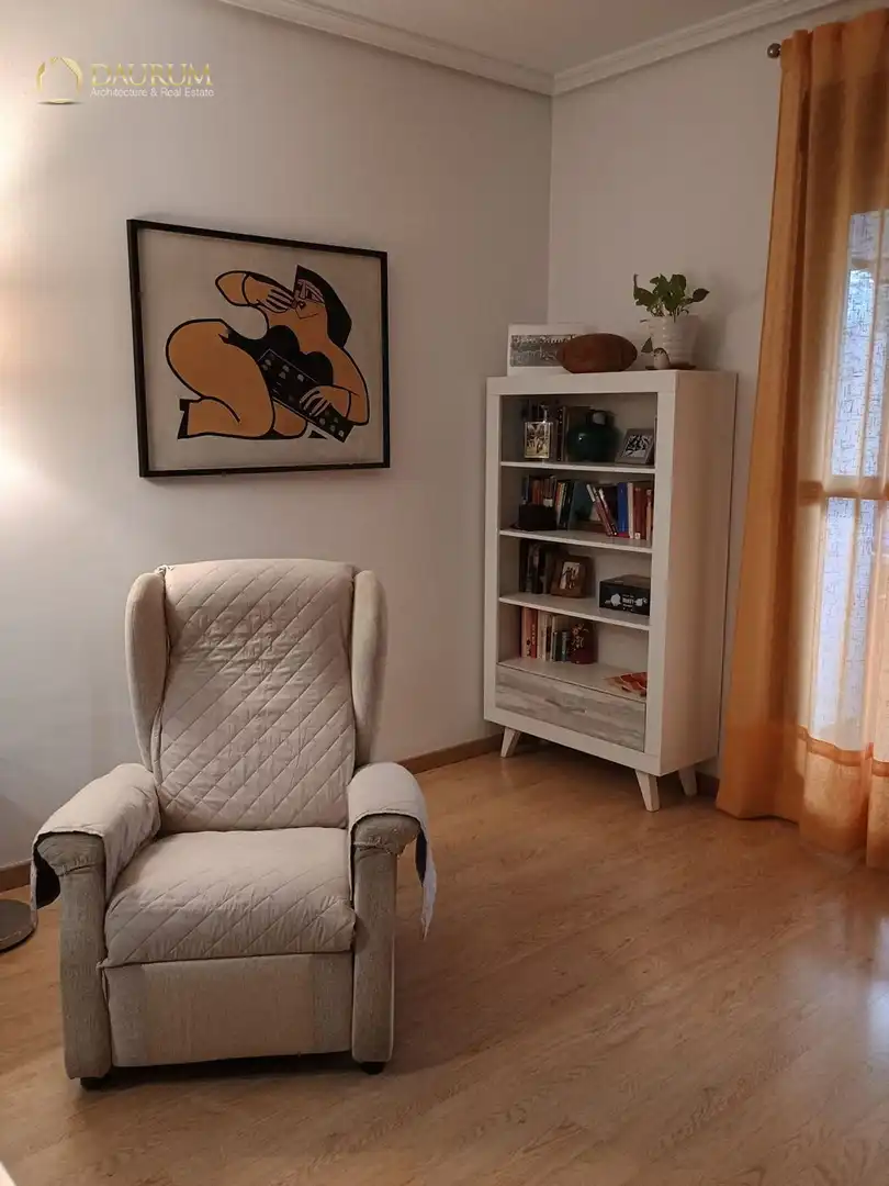 Sala de estar de Piso en venta en Mairena del Aljarafe con Aire acondicionado, Terraza y Trastero