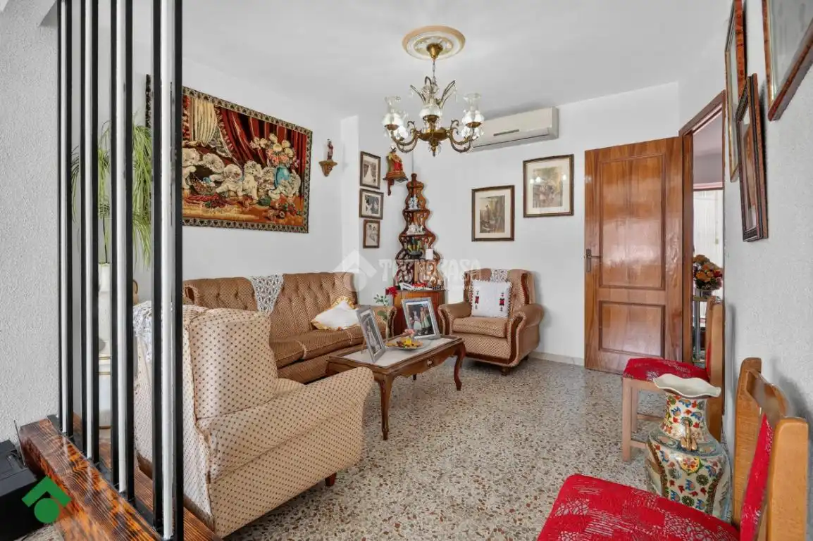 Sala d'estar de Pis en venda en Villaviciosa de Córdoba amb Aire condicionat i Terrassa