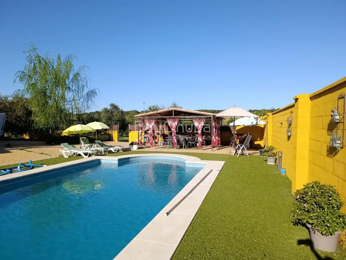 Schwimmbecken von Residential zum Verkauf in Aljaraque