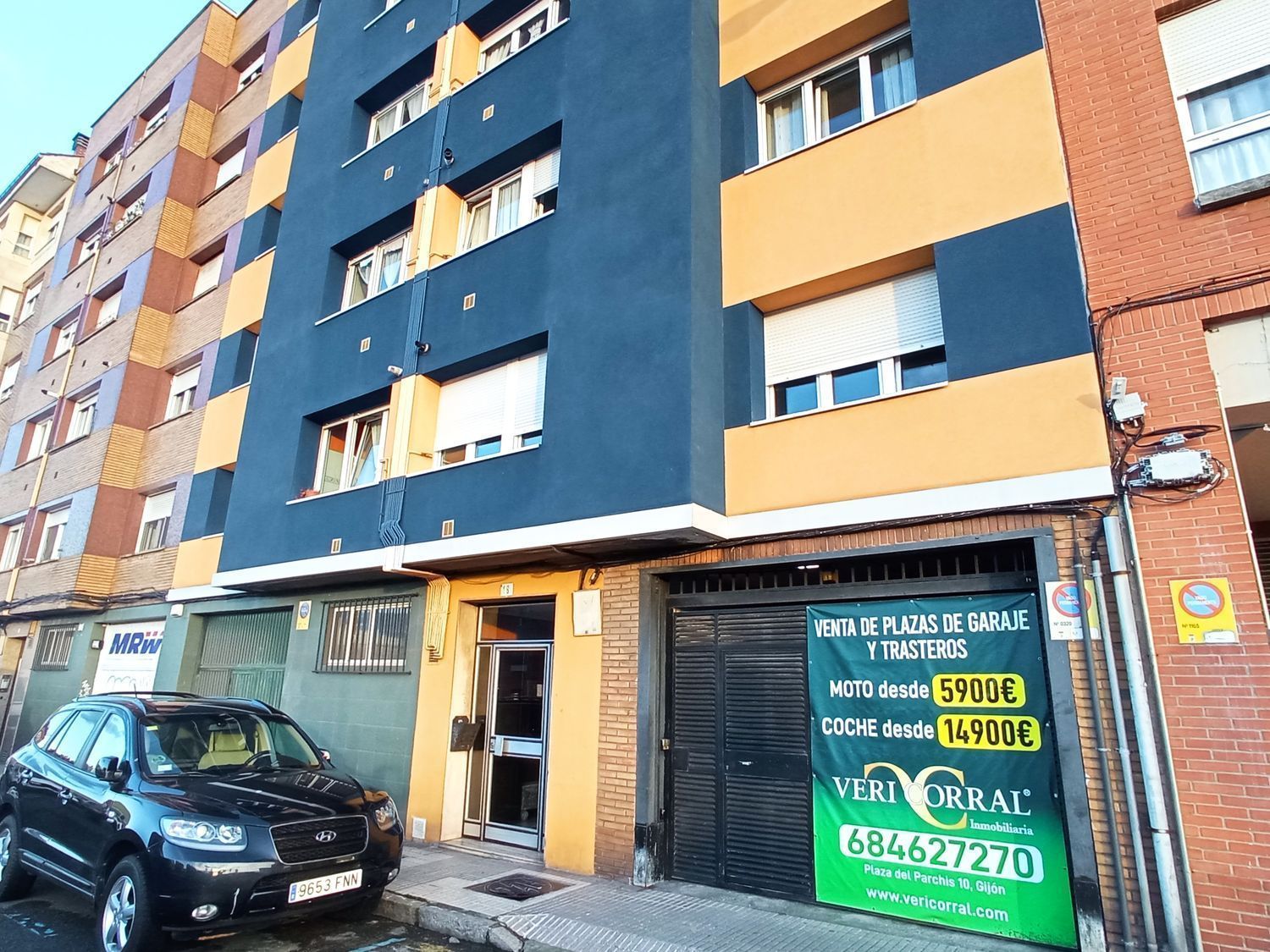 Vista exterior de Piso en venta en Gijón 
