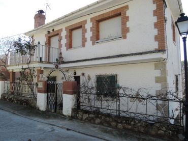Casa amb jardí en venda a El Hoyo de Pinares