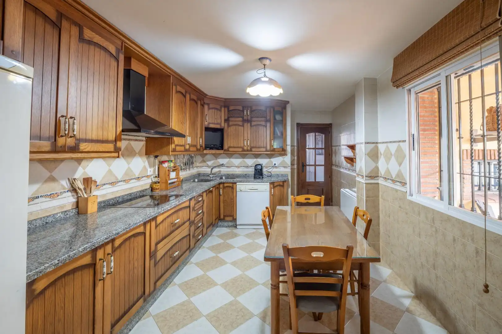 Cocina de Casa o chalet en venta en Vegas del Genil