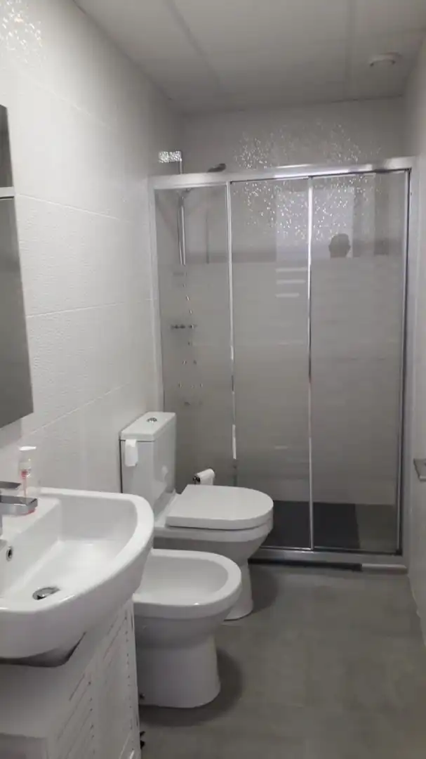 Baño de Casa adosada de alquiler en Murcia con Aire acondicionado, Calefacción y Terraza