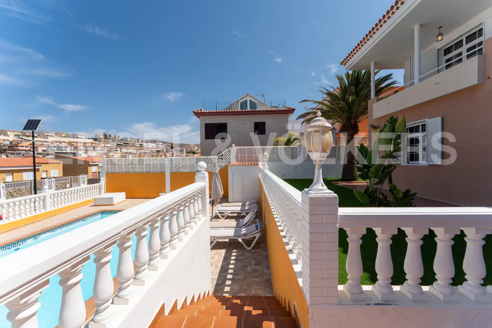 Vista exterior de Casa o xalet en venda en Mogán amb Calefacció, Jardí privat i Terrassa