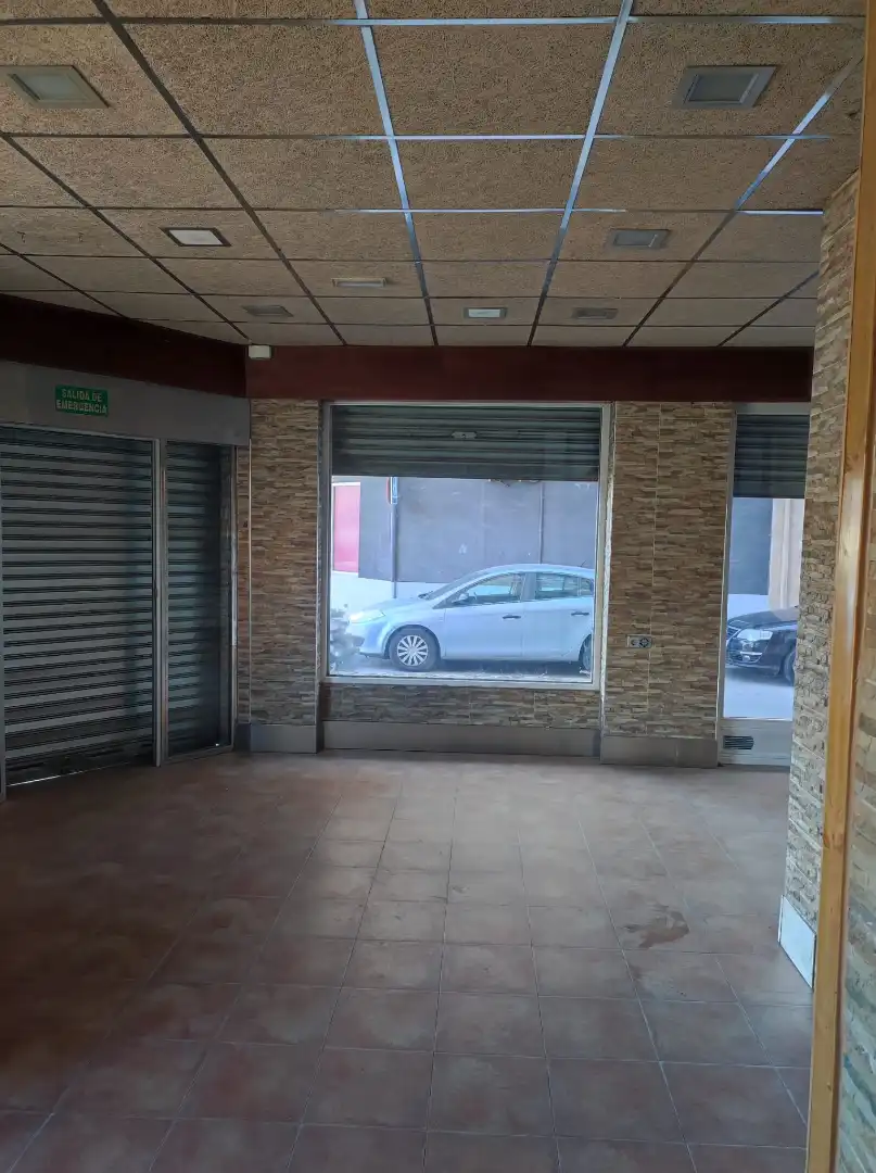 Local comercial en venda a San Pablo