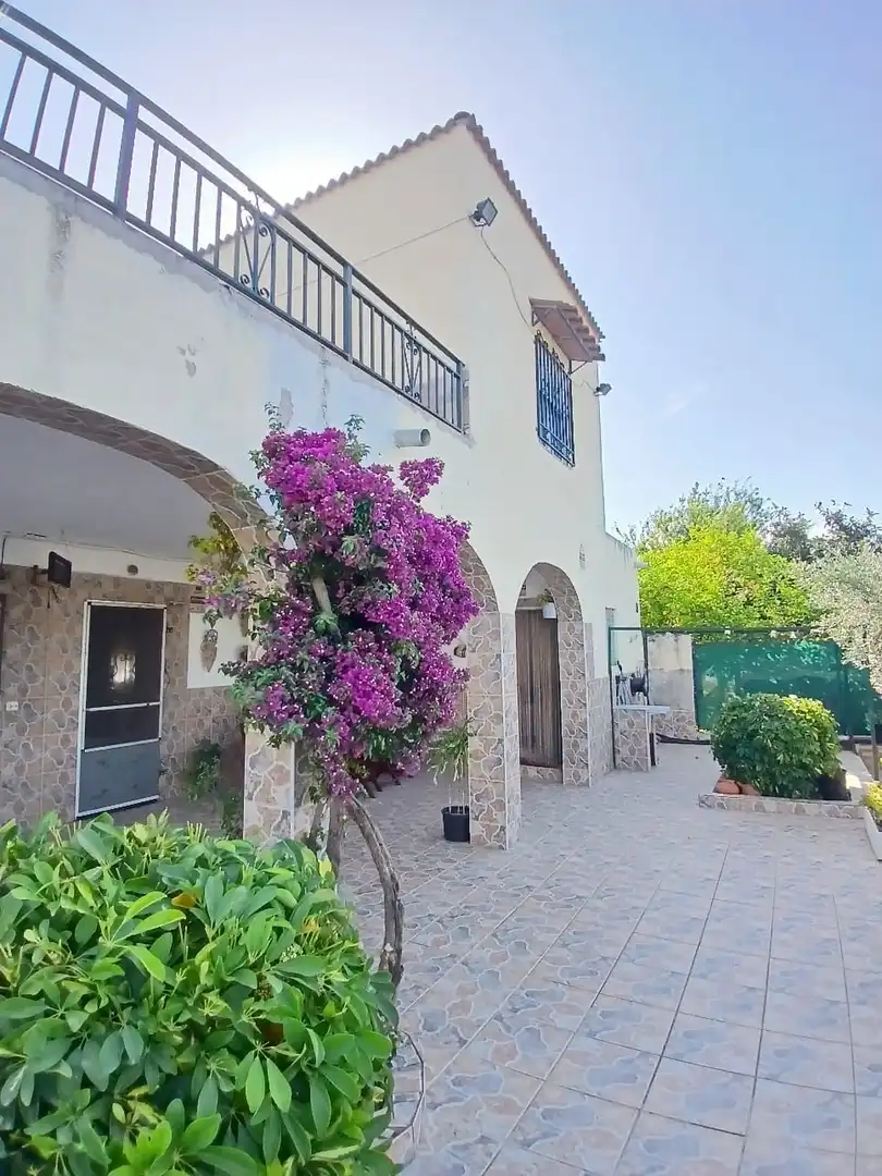 Vista exterior de Finca rústica en venta en Valls con Aire acondicionado, Calefacción y Terraza