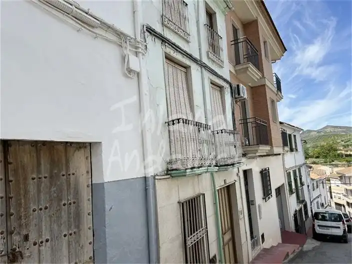 Adossat en venda a Castillo de Locubín