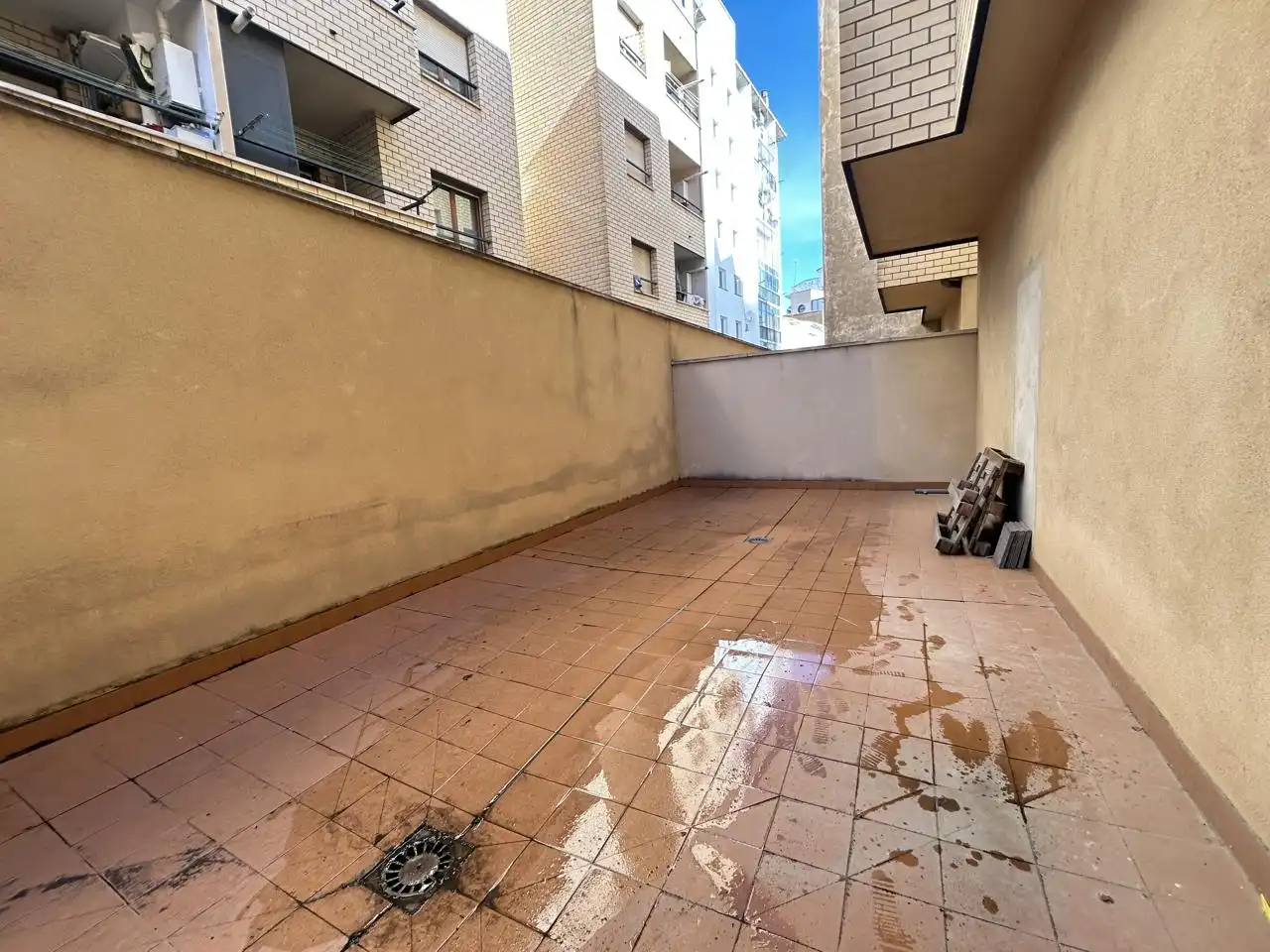 Terrassa de Local en venda en Tudela amb Aire condicionat