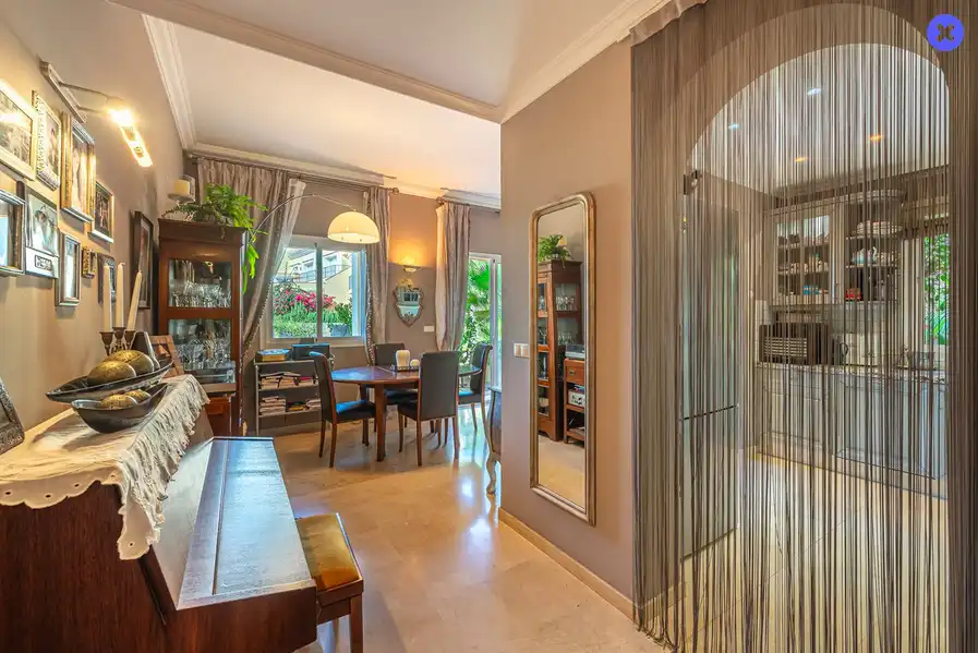Comedor de Casa o chalet en venta en Istán con Aire acondicionado, Jardín privado y Piscina