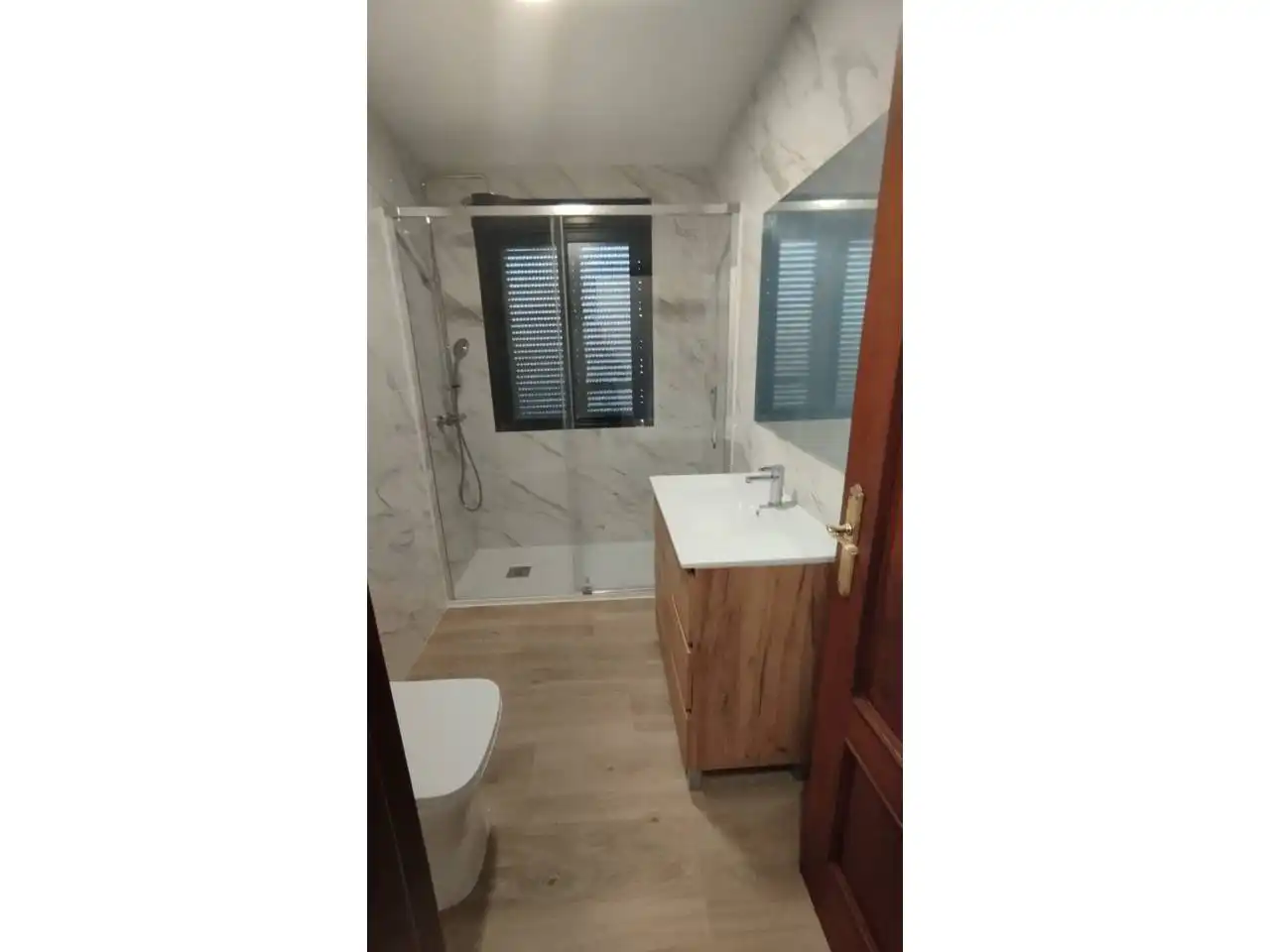 Bathroom of Flat for sale in Ocaña  with Air Conditioner and Parquet flooring