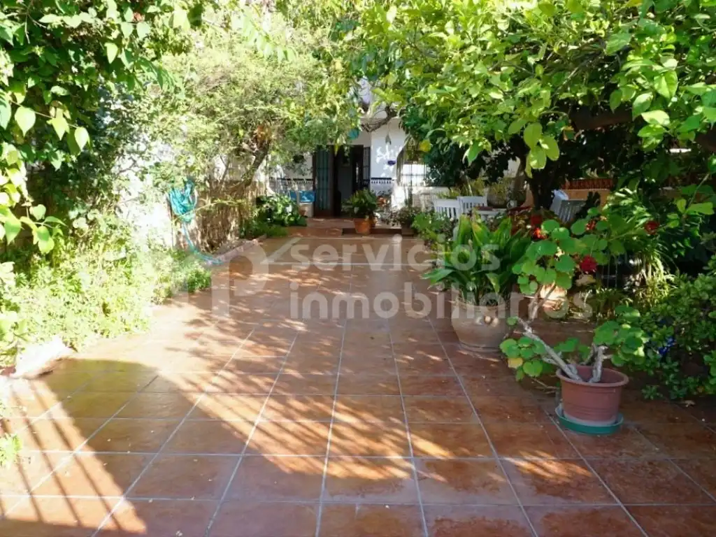 Jardí de Casa o xalet en venda en Vélez-Málaga amb Aire condicionat i Moblat
