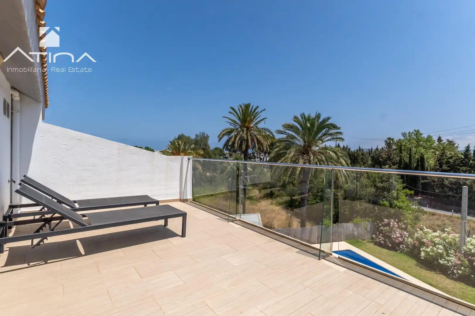Terrasse von Einfamilien-Reihenhaus zum Verkauf in Jávea / Xàbia mit Klimaanlage, Terrasse und Gemeinschaftspool