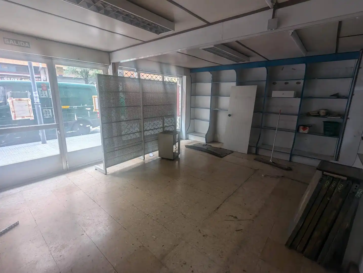 Local comercial en alquiler en PINTOR LEKUONA 1, imagen 4