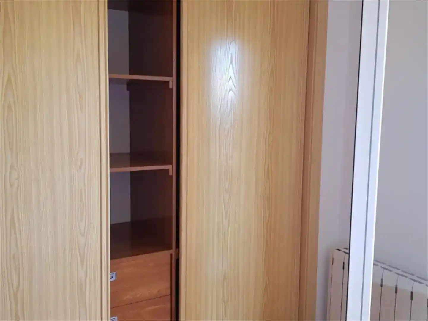 Dormitori de Pis en venda en Lanzahíta amb Aire condicionat, Moblat i Forn